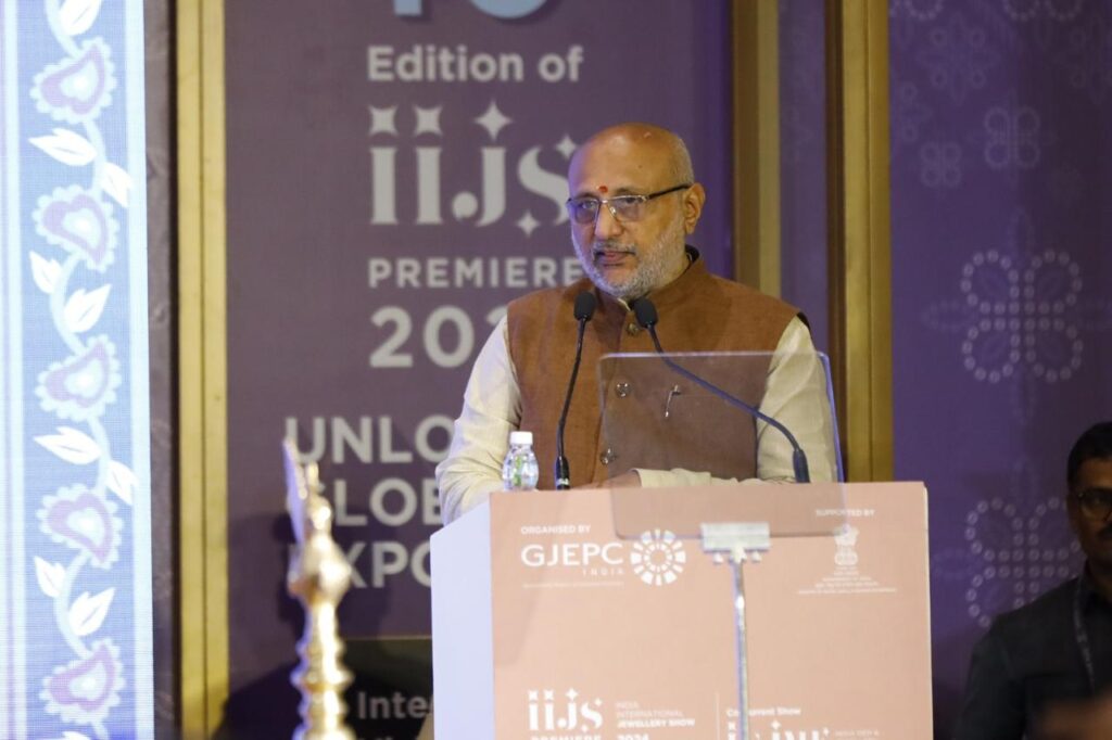 Shri C. P. Radhakrishnan, Hon. Governor of Maharashtra at the India International Jewellery Show (IIJS) Premiere 2024 organised by India’s apex trade body, The Gem & Jewellery Export Promotion Council (GJEPC) at the JIO World Convention Centre in Bandra Kurla Complex, Mumbai