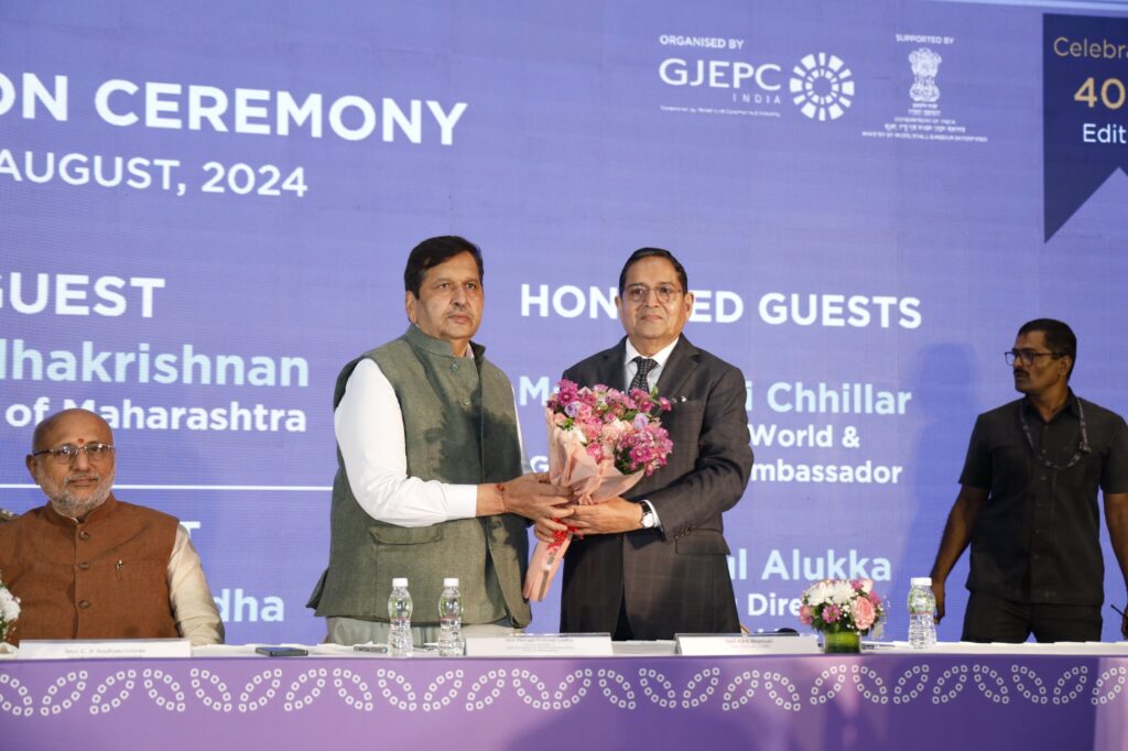 Shri Mangal Prabhat Lodha (Right), Hon. Minister of Skill Development and Entrepreneurship, Govt. of Maharashtra; being felicitated by Shri Kirit Bhansali, Vice Chairman, GJEPC; at the India International Jewellery Show (IIJS) Premiere 2024 organised by India’s apex trade body, The Gem & Jewellery Export Promotion Council (GJEPC) at the JIO World Convention Centre in Bandra Kurla Complex, Mumbai.