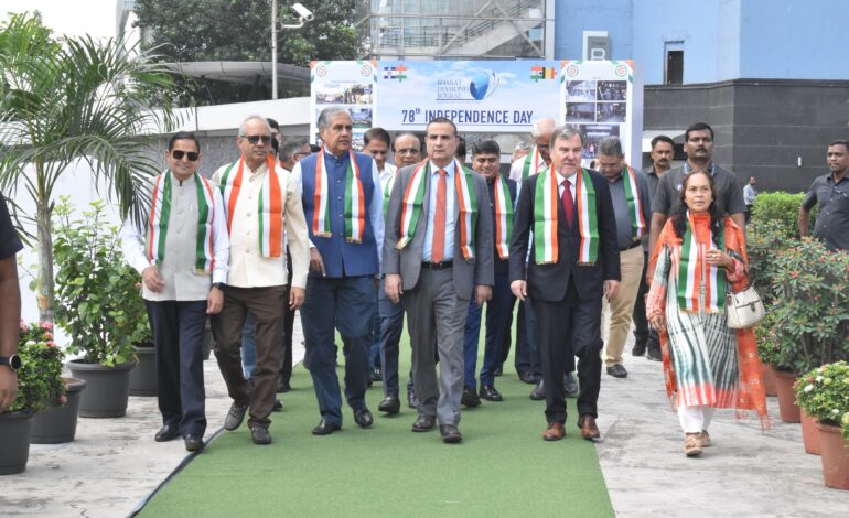 Bharat Diamond Bourse Marks Independence Day with Distinguished International Guests