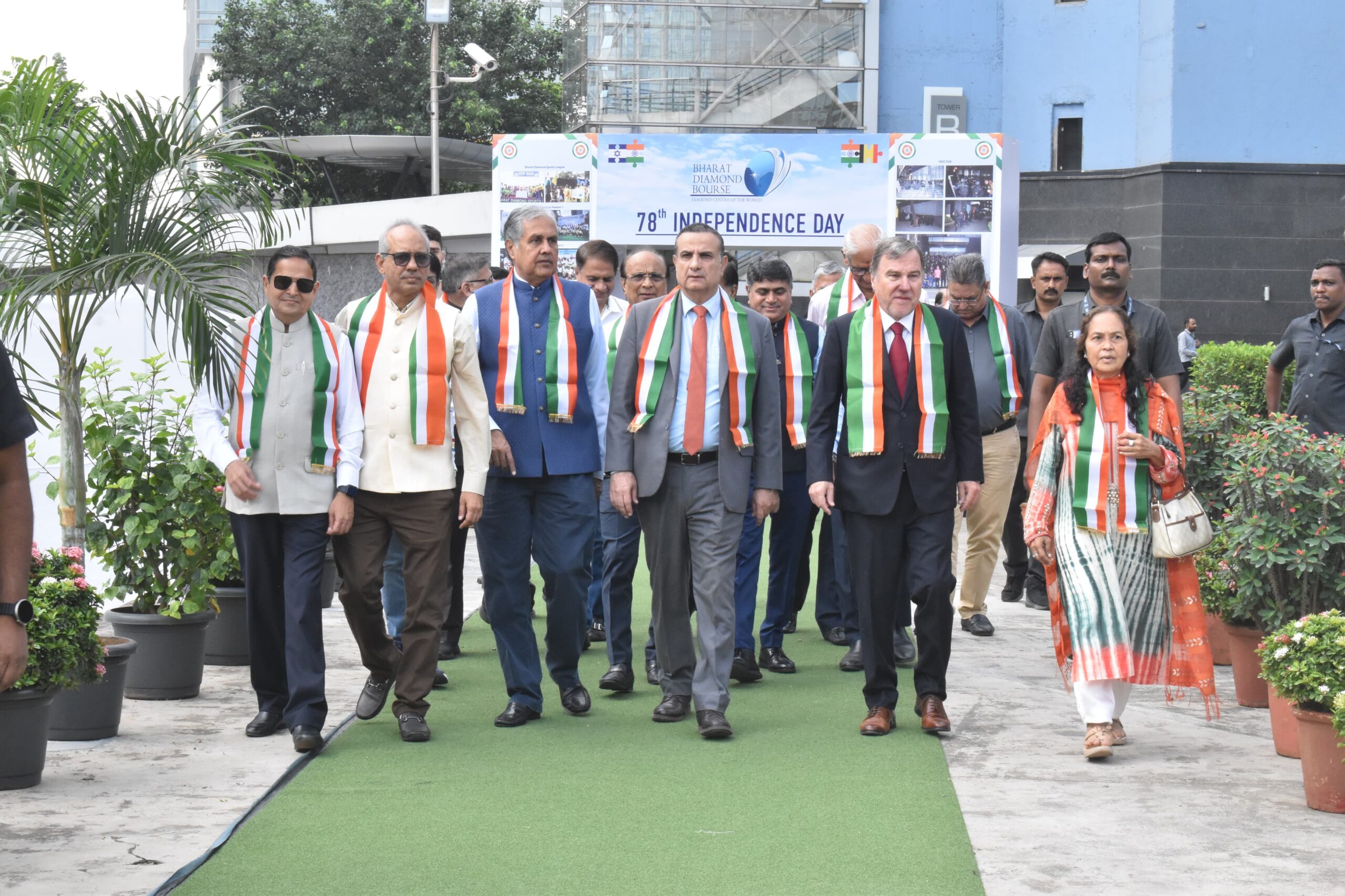 Bharat Diamond Bourse Marks Independence Day with Distinguished International Guests