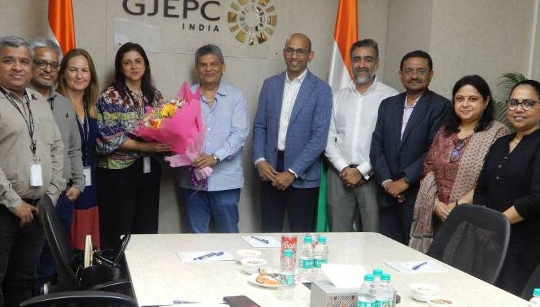 De Beers and GJEPC met in Mumbai on August 1st to boost India's natural diamond market through enhanced education and awareness.