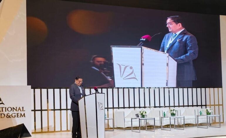 Kirit Bhansali addressing stakeholders at Doha Diamond Conference