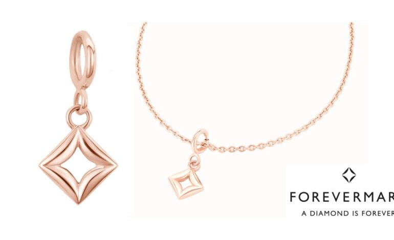 18kt gold charm offer with Forevermark diamond jewellery purchase.