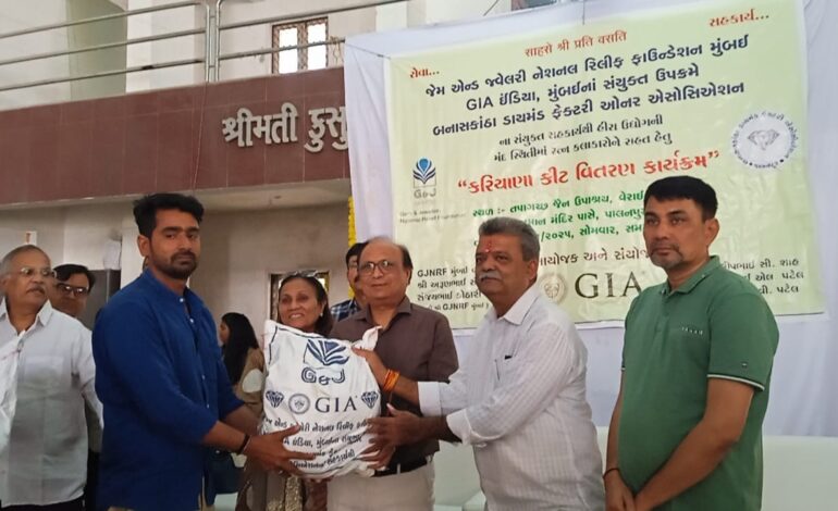 GJNRF Distributes Grocery Kits to the Needy Trade Artisans in Gujarat.