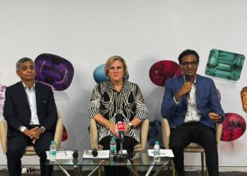 GIA India launches Finished Jewelry and Colored Stone Reports to enhance gem trade transparency.