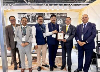 GJEPC Chairman welcomes Dr. K. Srikar Reddy at India Pavilion, JCK Las Vegas 2025