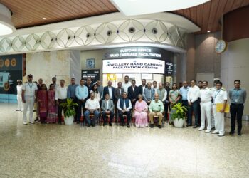 GJEPC officials inaugurating export facility at Mumbai Airport Terminal 2