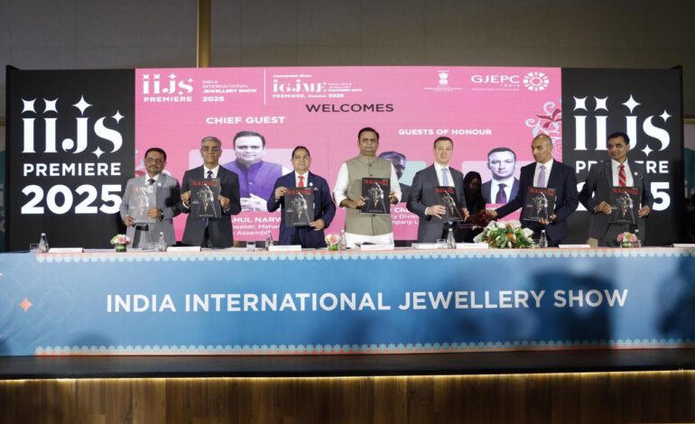 Maharashtra Assembly Speaker Rahul Narwekar inaugurates IIJS Premiere 2025 at JWCC