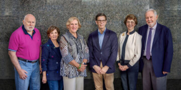 GIA Honours Susan Jacques with Top Award; Bids Farewell to Barbara Dutrow for Her Years of Service