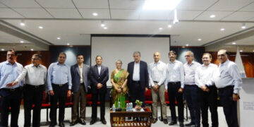 GJEPC and BDB leaders with Customs officials at the 2025 Customs Open House session