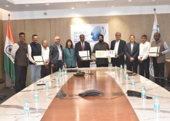Senior South African Diplomatic Delegation Visits BDB