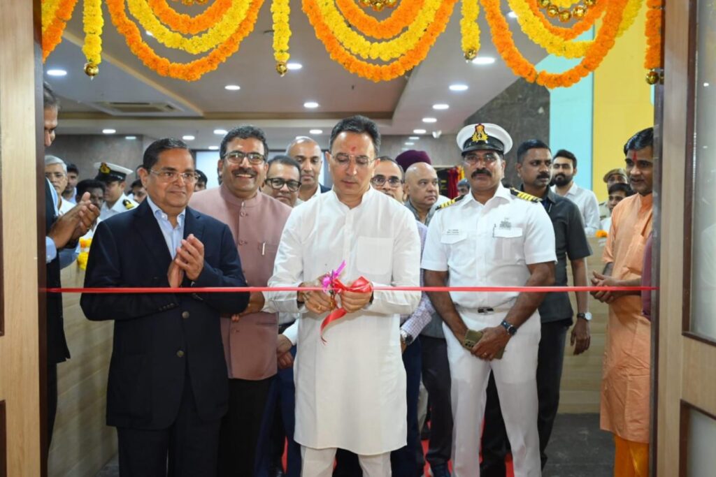 Union Minister Jitin Prasada inaugurates Customs Export-Import Facilitation Centre at SEEPZ Mumbai in the presence of GJEPC and industry leaders