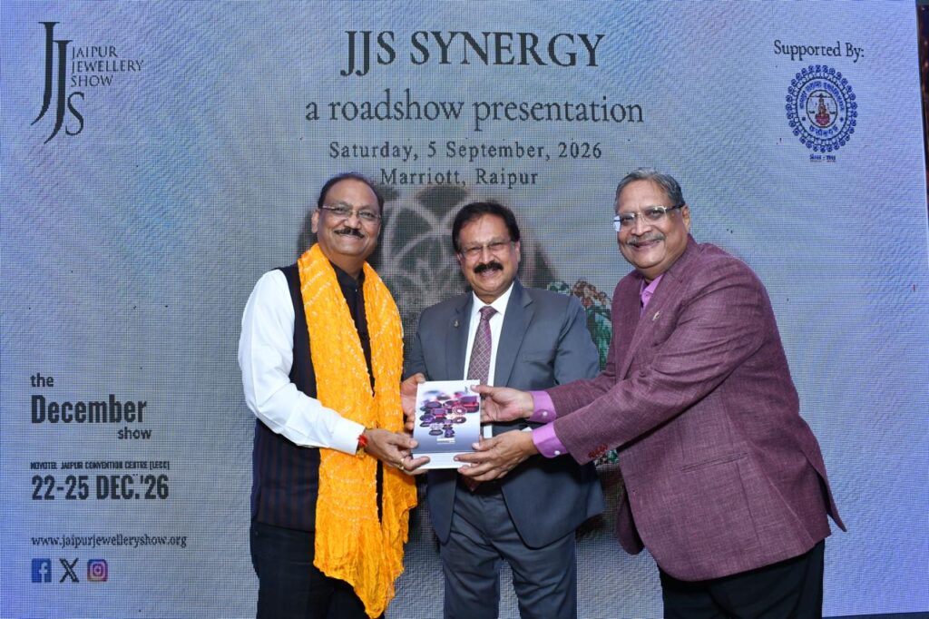 JJS 2026 leadership with Raipur Sarafa Association during the Raipur roadshow