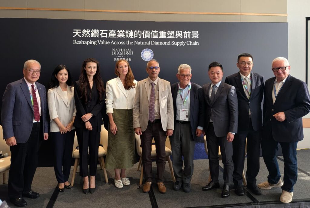 Industry leader speaking during a natural diamond industry session at JGW Hong Kong 2026